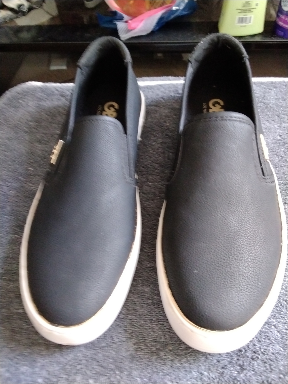 GBG Los Angeles Black Faux Leather Slip-On Platform Sneakers Women’s Shoes 8.5